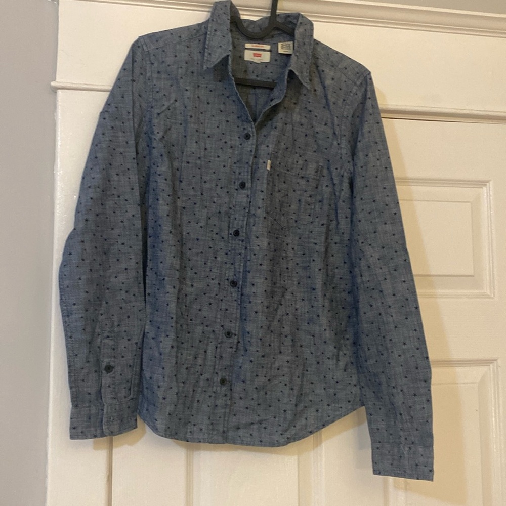 Levi’s long sleeved size small button-down light jean material shirt